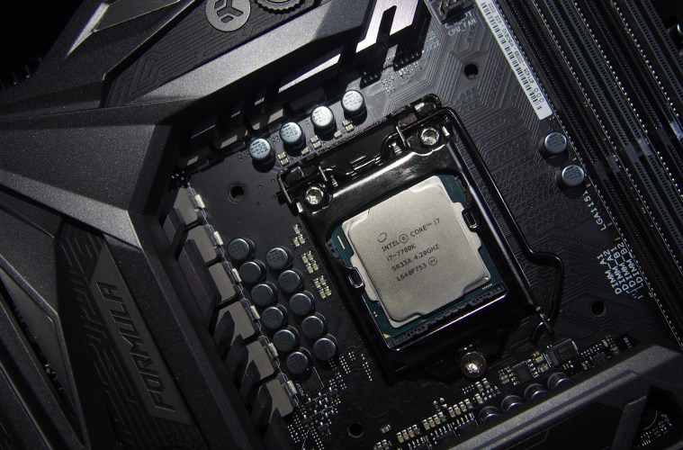 Intel Core i7-7700K Kaby Lake, 7.3 GHz değerine ulaşabiliyor